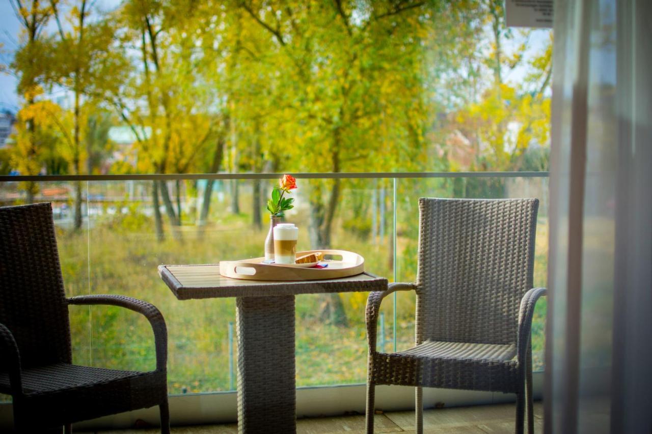 Easy Suites Hévíz Buitenkant foto