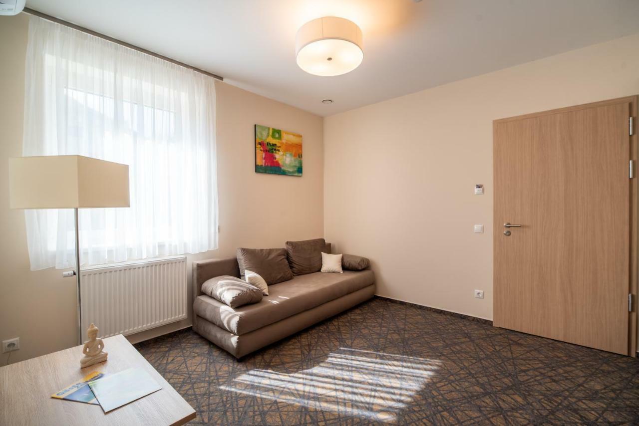 Easy Suites Hévíz Buitenkant foto