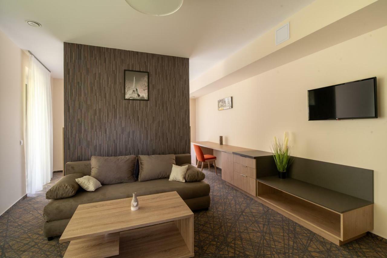 Easy Suites Hévíz Buitenkant foto