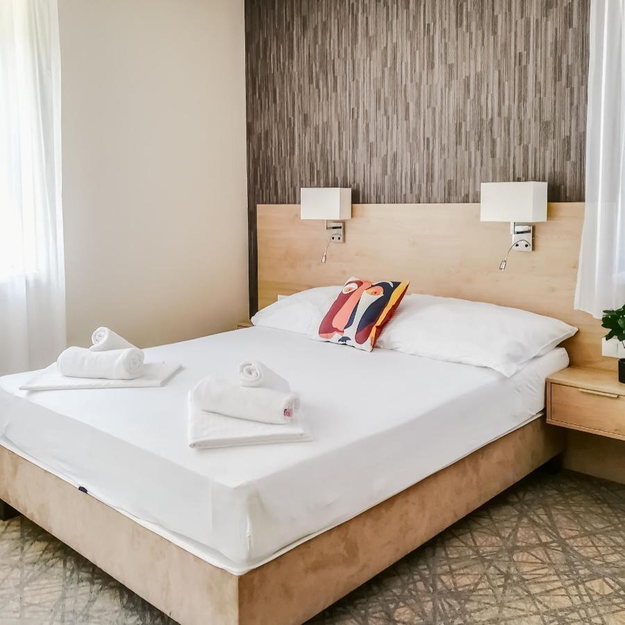 Easy Suites Hévíz Buitenkant foto