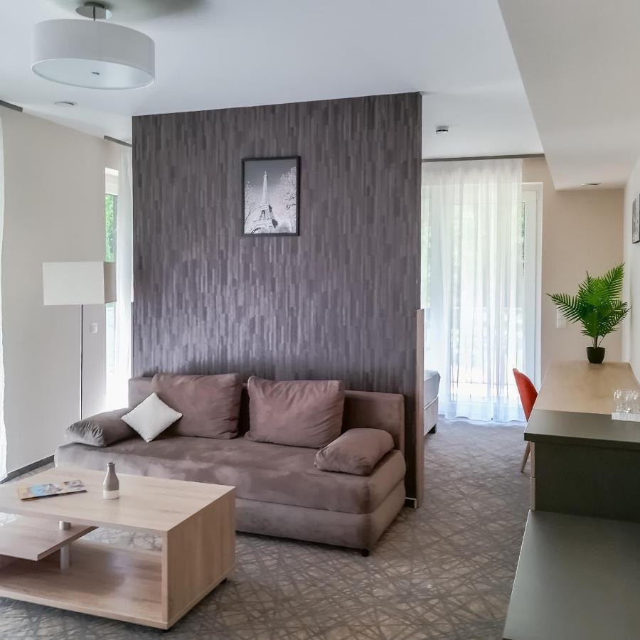 Easy Suites Hévíz Buitenkant foto