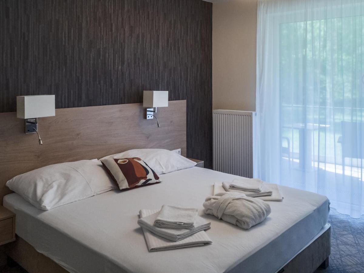 Easy Suites Hévíz Buitenkant foto