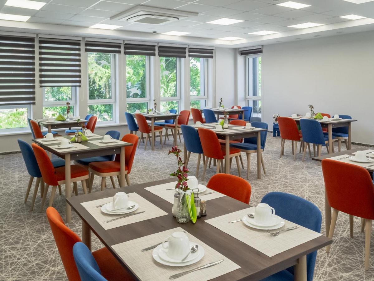 Easy Suites Hévíz Buitenkant foto